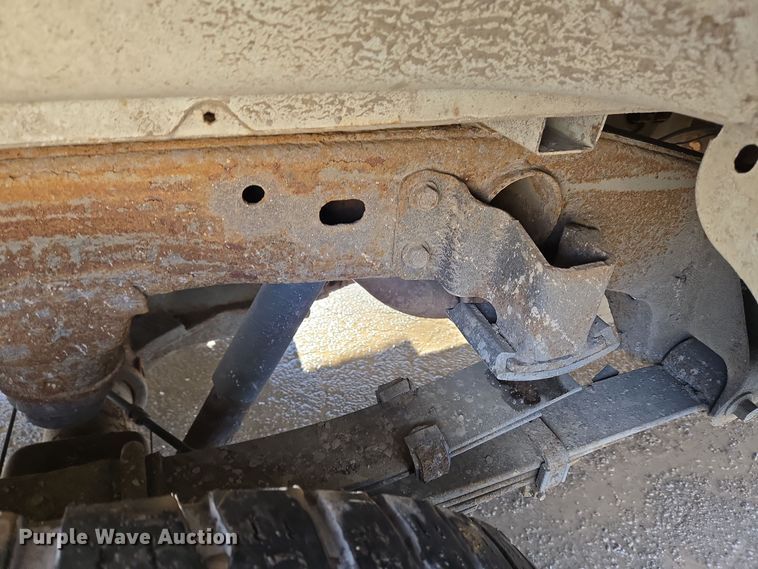 image for item EC3988 2013 Chevrolet Silverado 3500HD pickup truck