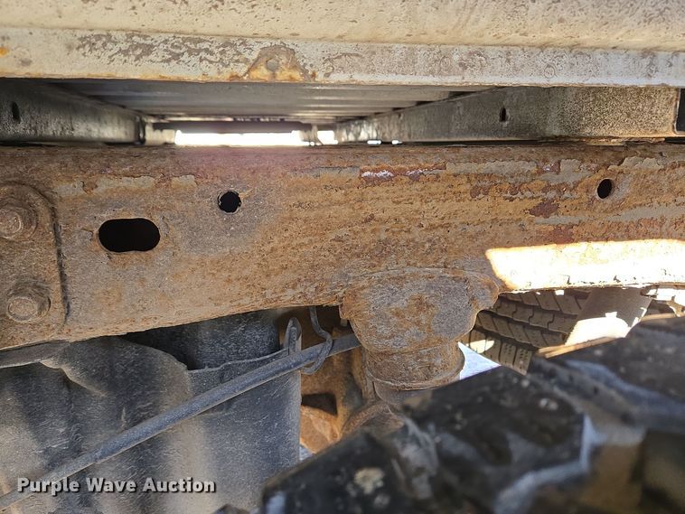 image for item EC3988 2013 Chevrolet Silverado 3500HD pickup truck