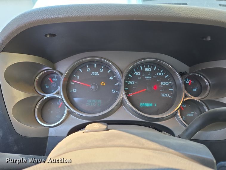 image for item EC3988 2013 Chevrolet Silverado 3500HD pickup truck