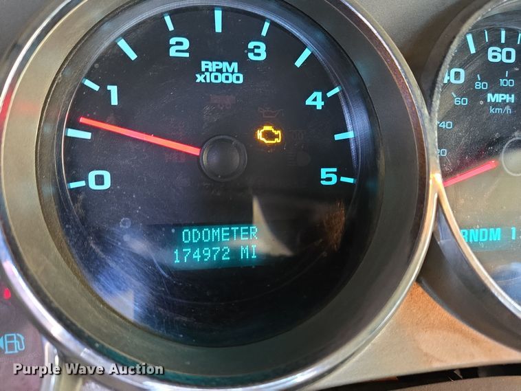 image for item EC3988 2013 Chevrolet Silverado 3500HD pickup truck