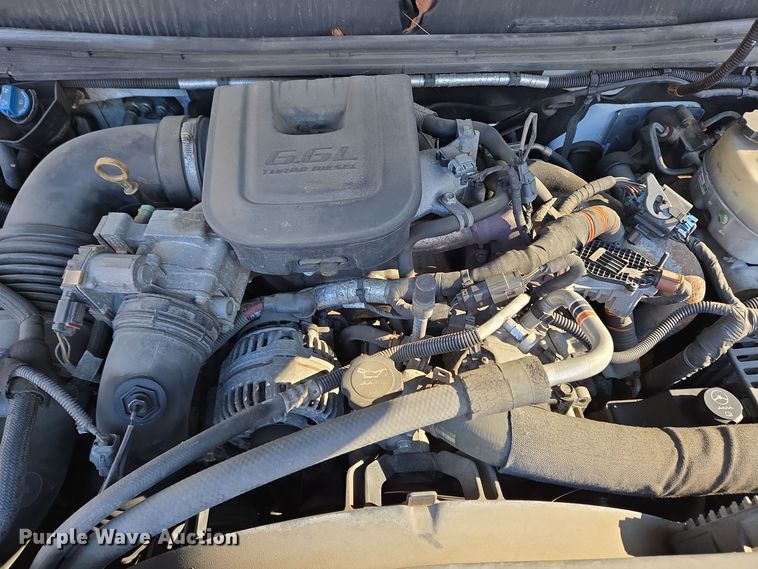 image for item EC3988 2013 Chevrolet Silverado 3500HD pickup truck