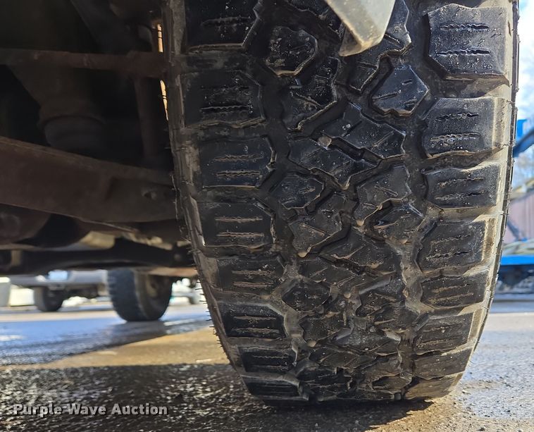 image for item EC3988 2013 Chevrolet Silverado 3500HD pickup truck