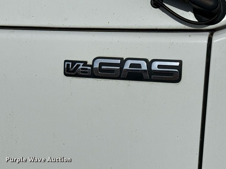 image for item ED5509 2020 Isuzu NPR XD box truck