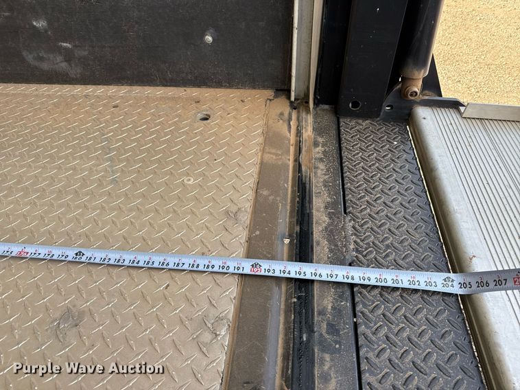 image for item ED5509 2020 Isuzu NPR XD box truck