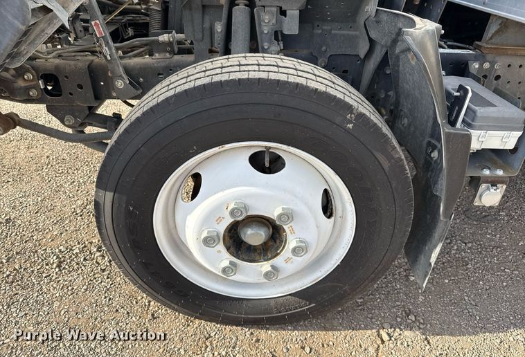 image for item ED5509 2020 Isuzu NPR XD box truck