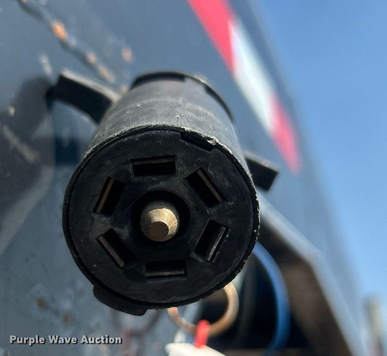 image for item EG1139 2007 Road King equipment trailer