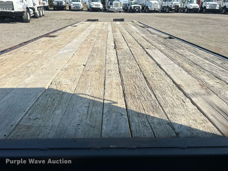 image for item EG1139 2007 Road King equipment trailer