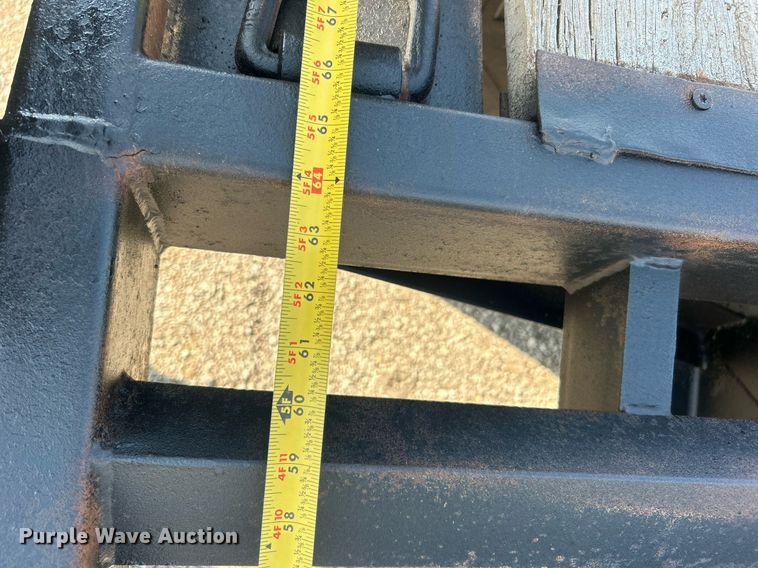 image for item EG1139 2007 Road King equipment trailer