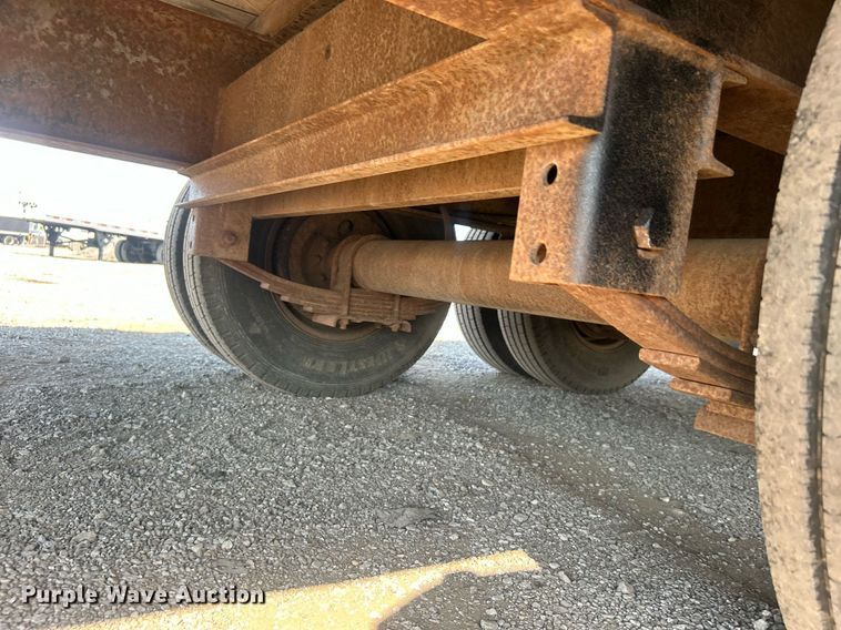 image for item EG1139 2007 Road King equipment trailer