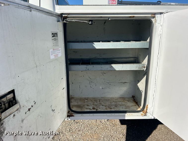 image for item EG1166 2014 Ford F450 Super Duty bucket truck