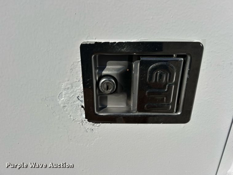 image for item EG1166 2014 Ford F450 Super Duty bucket truck