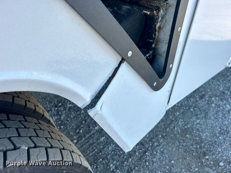 image for item EG1166 2014 Ford F450 Super Duty bucket truck