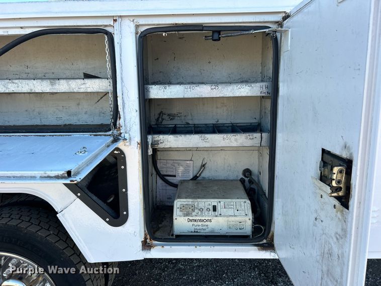 image for item EG1166 2014 Ford F450 Super Duty bucket truck