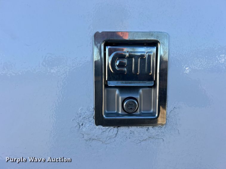 image for item EG1166 2014 Ford F450 Super Duty bucket truck