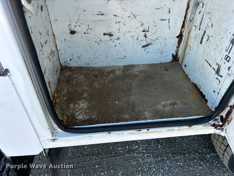 image for item EG1166 2014 Ford F450 Super Duty bucket truck