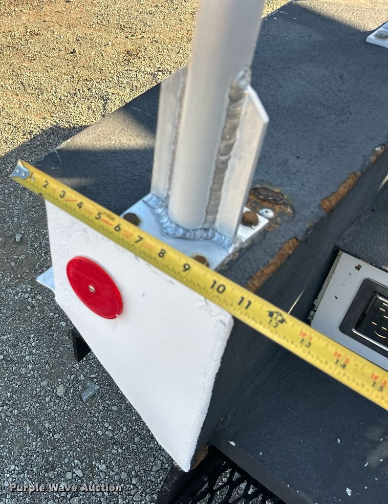 image for item EG1166 2014 Ford F450 Super Duty bucket truck