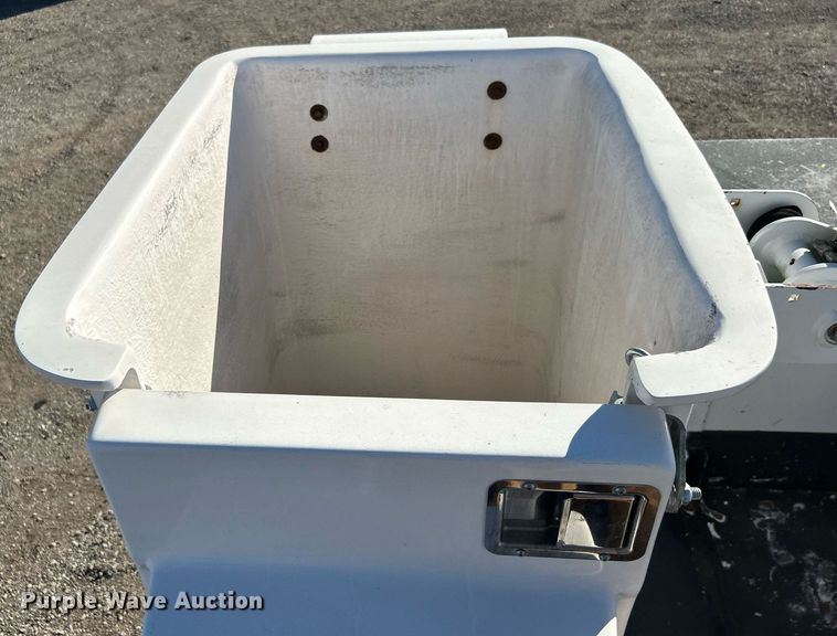 image for item EG1166 2014 Ford F450 Super Duty bucket truck