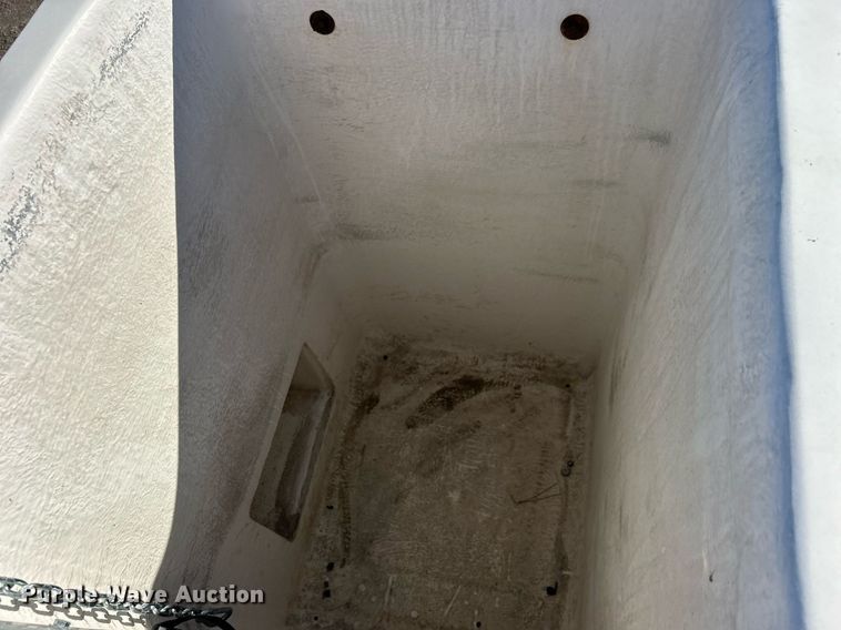 image for item EG1166 2014 Ford F450 Super Duty bucket truck