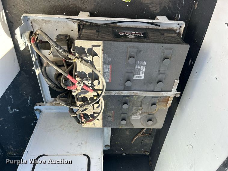 image for item EG1166 2014 Ford F450 Super Duty bucket truck