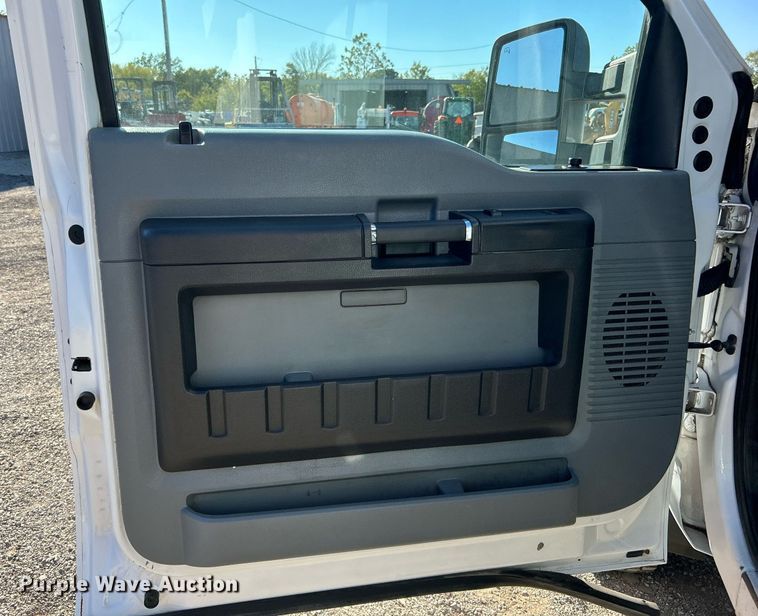 image for item EG1166 2014 Ford F450 Super Duty bucket truck