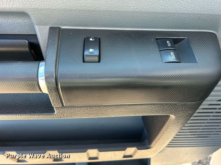 image for item EG1166 2014 Ford F450 Super Duty bucket truck