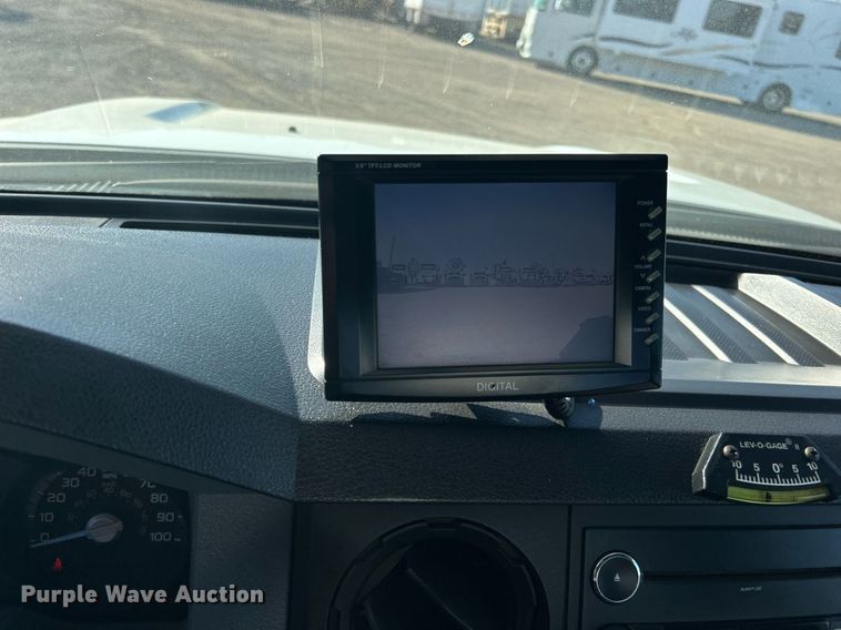 image for item EG1166 2014 Ford F450 Super Duty bucket truck