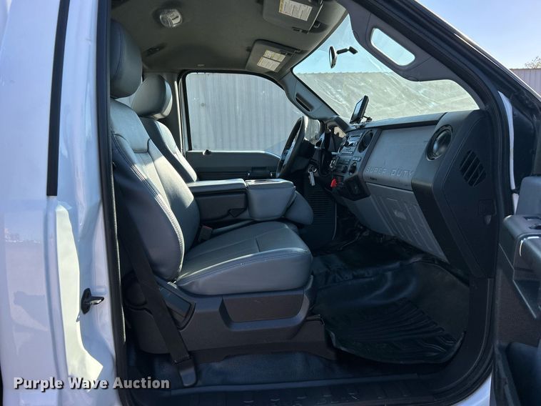 image for item EG1166 2014 Ford F450 Super Duty bucket truck