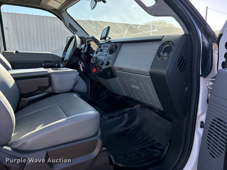 image for item EG1166 2014 Ford F450 Super Duty bucket truck