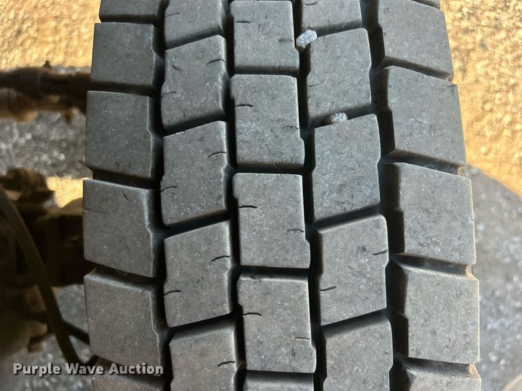 image for item EG1166 2014 Ford F450 Super Duty bucket truck