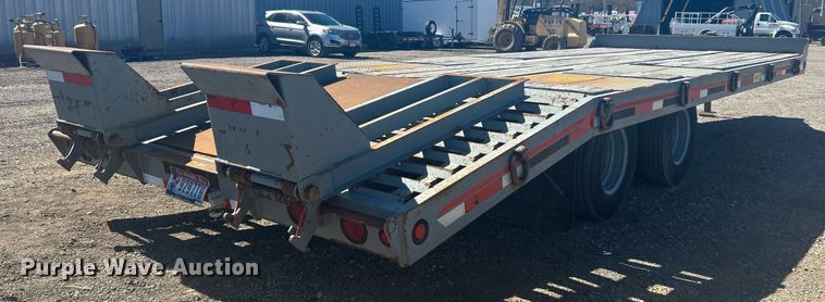 image for item EG1237 2017 Interstate Trailers, Inc. 20DTA equipment trailer