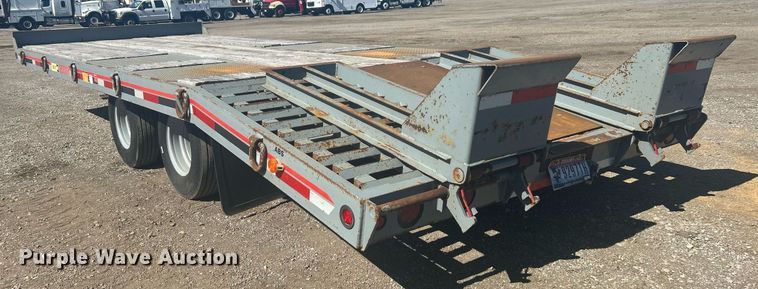 image for item EG1237 2017 Interstate Trailers, Inc. 20DTA equipment trailer