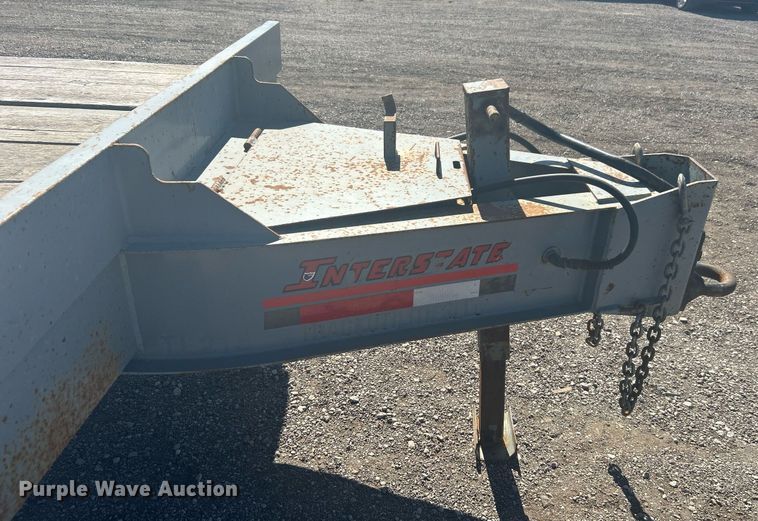 image for item EG1237 2017 Interstate Trailers, Inc. 20DTA equipment trailer