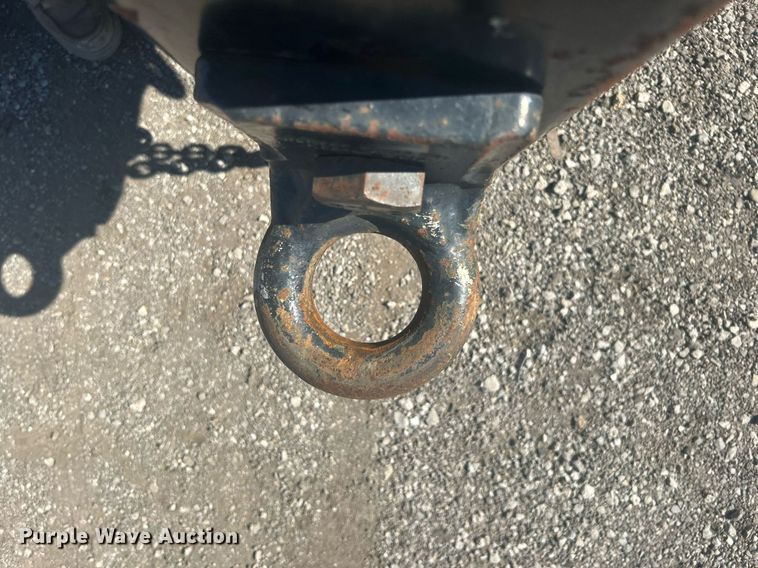 image for item EG1237 2017 Interstate Trailers, Inc. 20DTA equipment trailer