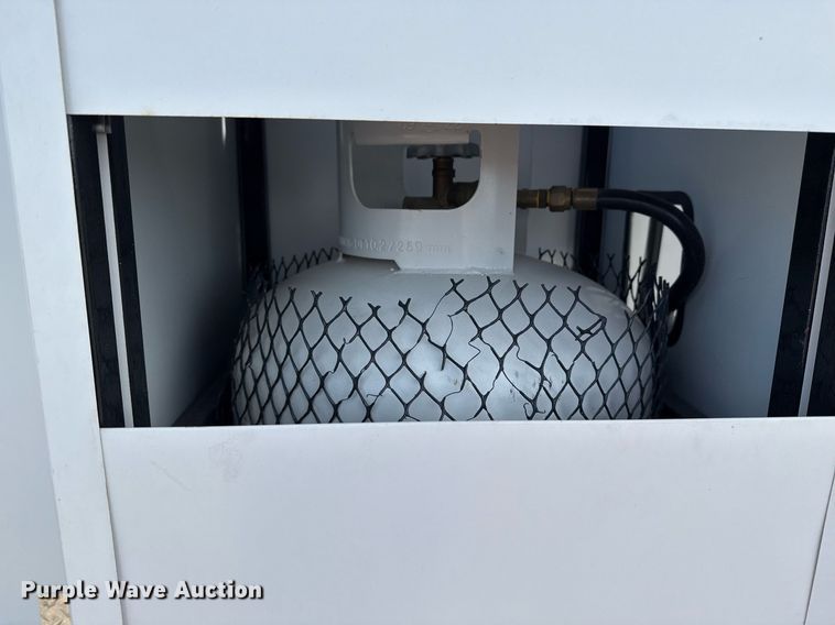 image for item EG2354 2022 The Fud Trailer food trailer