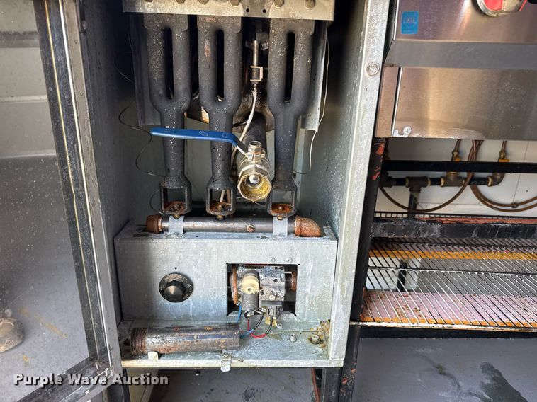 image for item EG2354 2022 The Fud Trailer food trailer