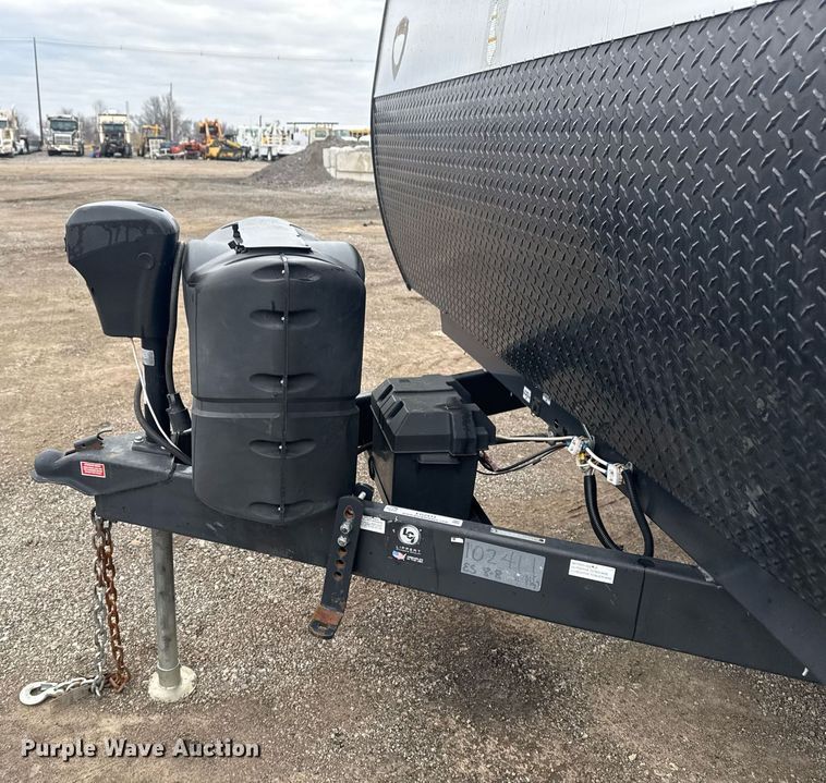 image for item EG2433 2019 Springdale Keystone camper