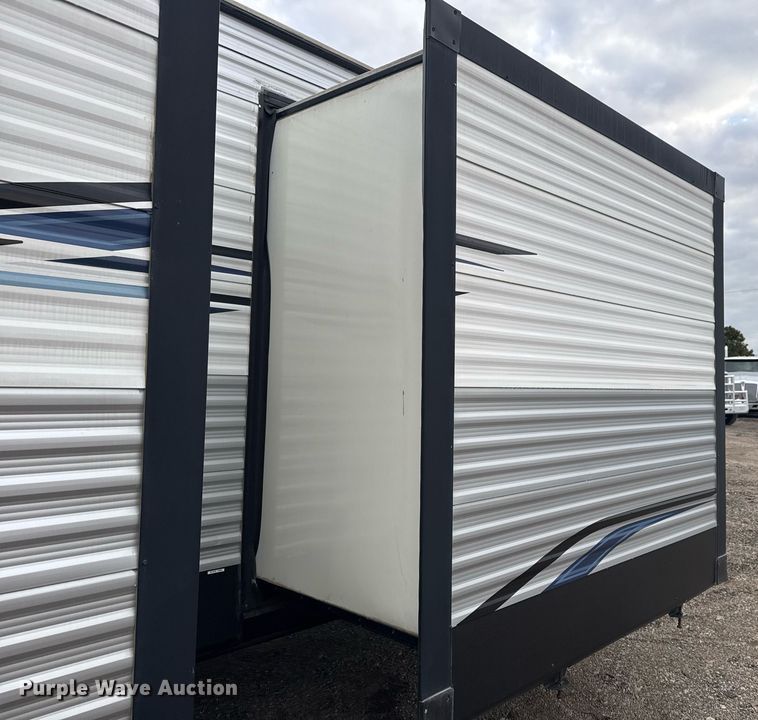 image for item EG2433 2019 Springdale Keystone camper