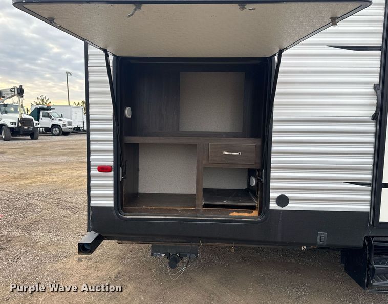image for item EG2433 2019 Springdale Keystone camper