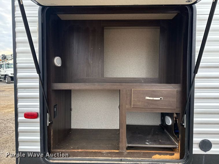 image for item EG2433 2019 Springdale Keystone camper