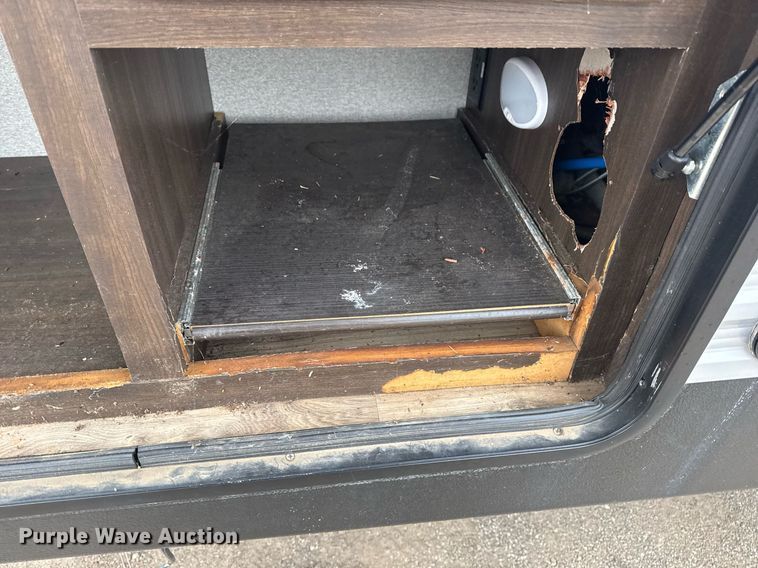 image for item EG2433 2019 Springdale Keystone camper