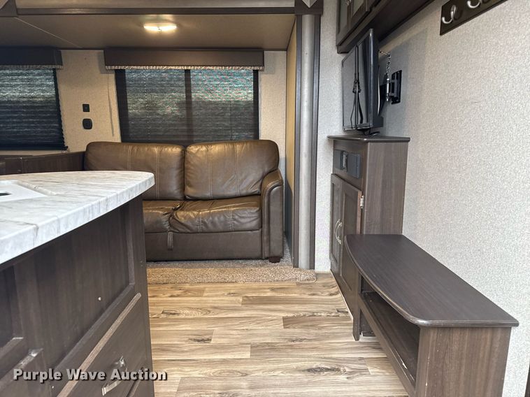 image for item EG2433 2019 Springdale Keystone camper