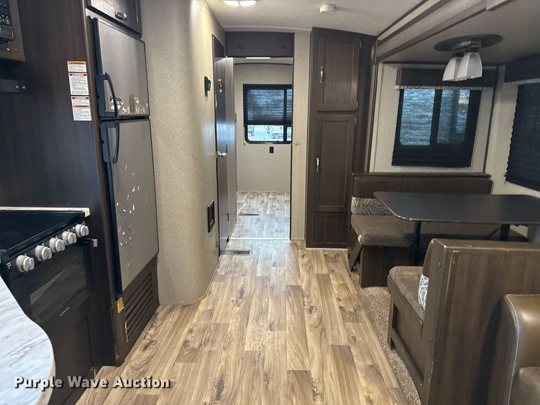 image for item EG2433 2019 Springdale Keystone camper