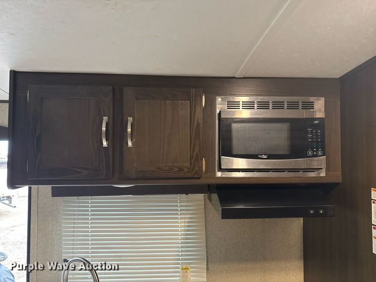 image for item EG2433 2019 Springdale Keystone camper