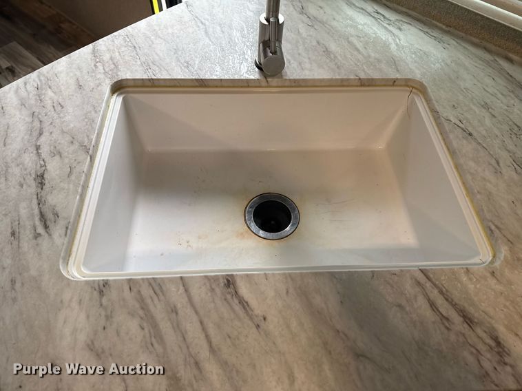 image for item EG2433 2019 Springdale Keystone camper