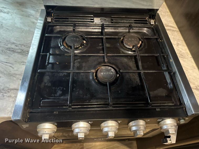 image for item EG2433 2019 Springdale Keystone camper