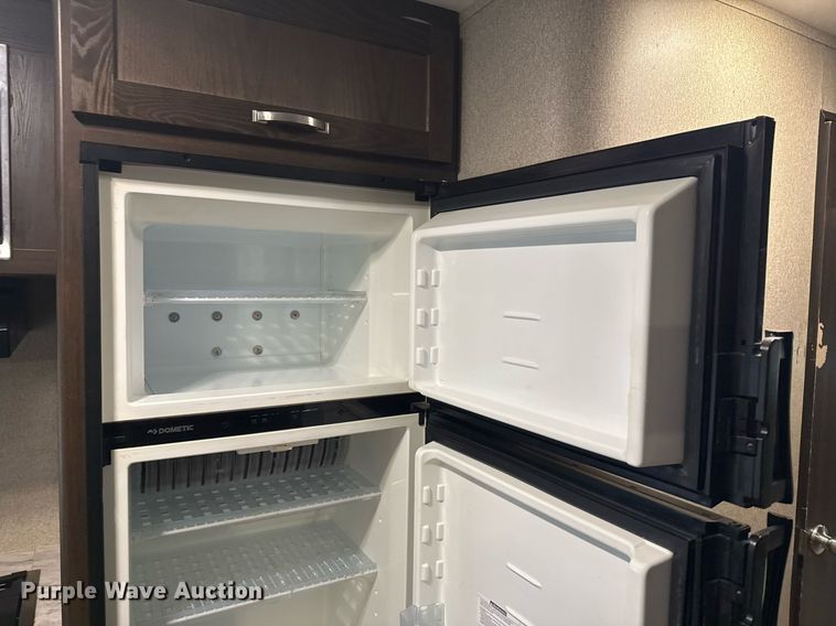 image for item EG2433 2019 Springdale Keystone camper