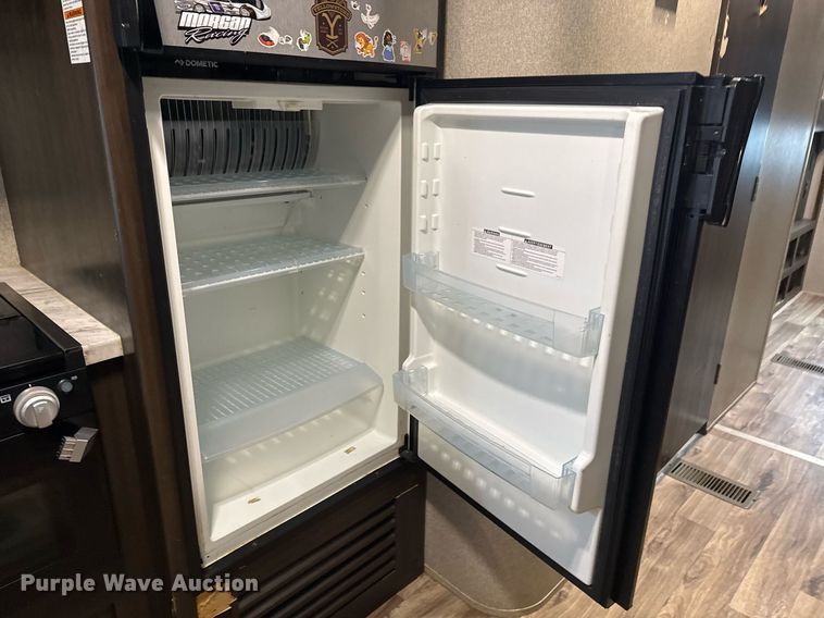 image for item EG2433 2019 Springdale Keystone camper