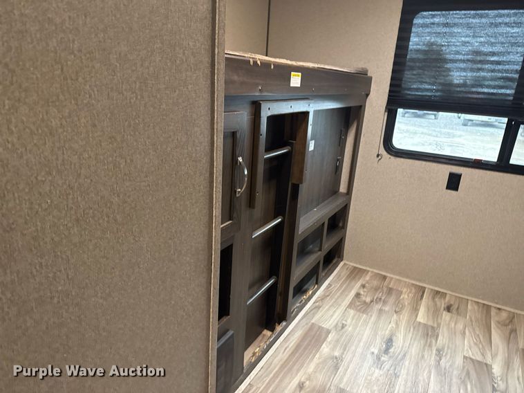 image for item EG2433 2019 Springdale Keystone camper