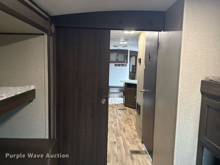 image for item EG2433 2019 Springdale Keystone camper