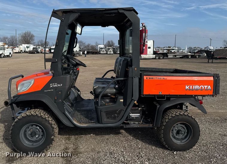 image for item EG2438 2014 Kubota RTV-X900 utility vehicle